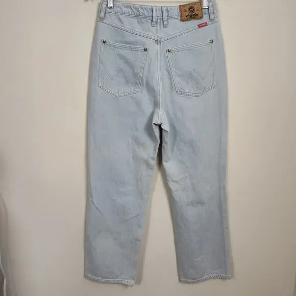 WRANGLER DISTRESSED HIGH WAISTED JEANS LITA WOMEN SIZE 10 BUTTONFLY  LIGHT WASH - Picture 10 of 17
